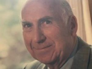 Photo of William (Bill) H. Thompson (1922-1986) Photo of William (Bill) H. Thompson (1922-1986)