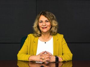 Photo of Gerri Sinclair Photo of Gerri Sinclair