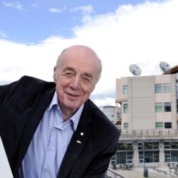 Photo of John MacDonald (1936-2019) Photo of John MacDonald (1936-2019)